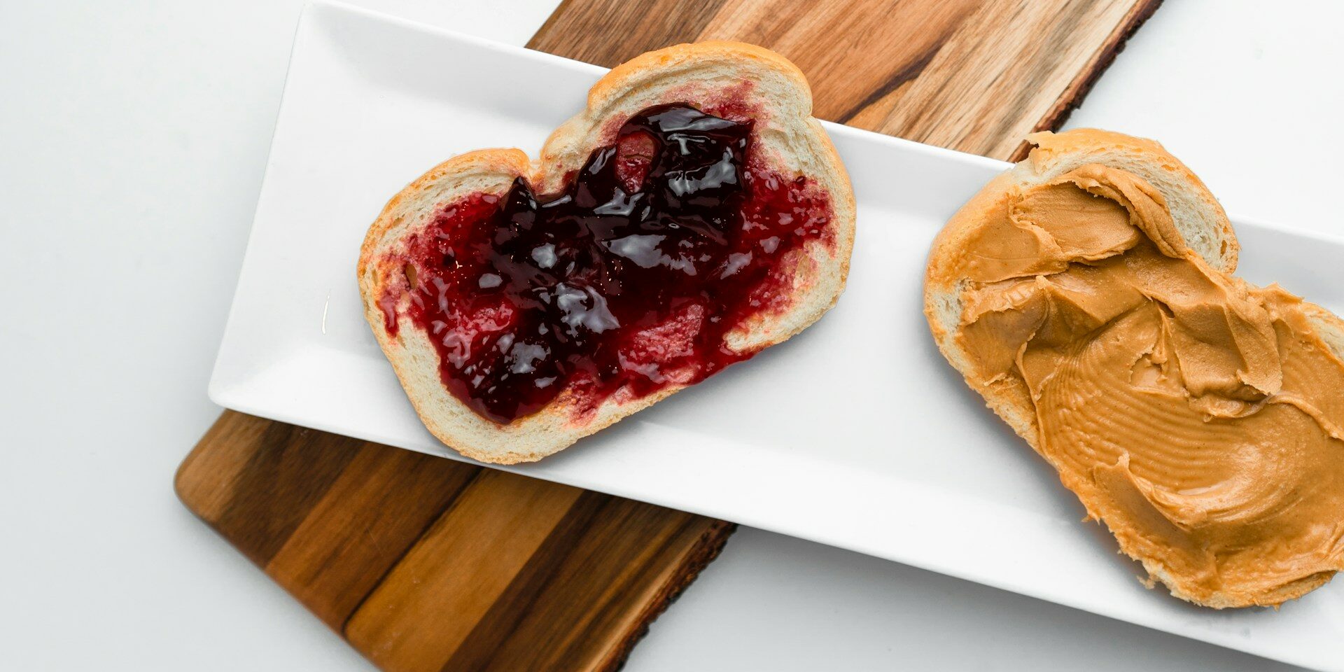 peanut butter and jelly pairing to symbolize why companies use staffing agencies